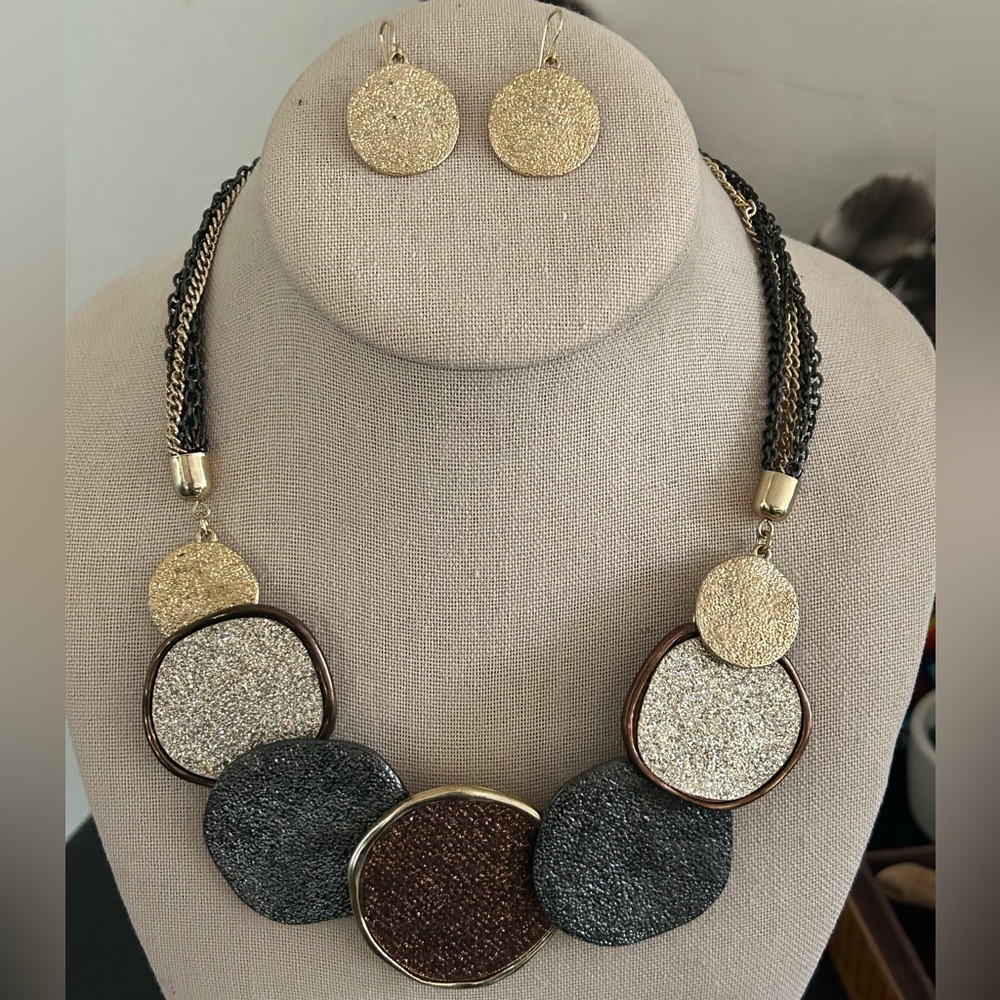 Vintage Gold Silver & Copper Textured Metal Disk Statement Necklace Earrings Set
